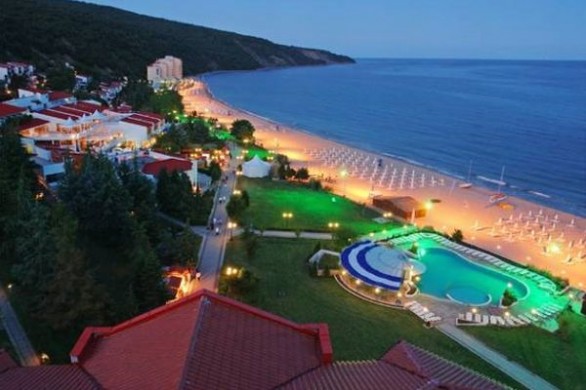 Хотел Роял Парк 4*, Елените